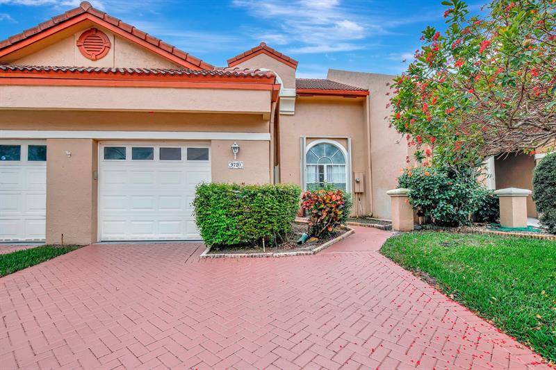 Details for 9720 Malvern Dr  F, Tamarac, FL 33321