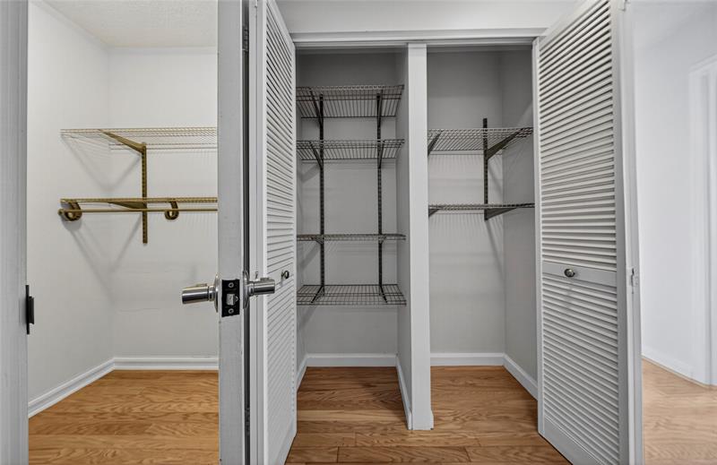 Image 13 of 27 For 1625 10th Ave  506