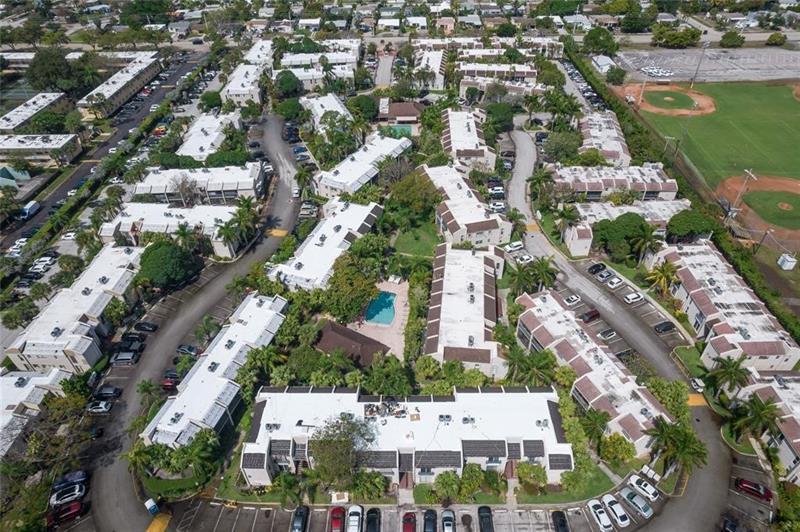 Image 7 of 23 For 5304 6th Ave  F