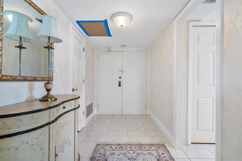 Image 26 of 43 For 3400 Galt Ocean Dr  1709s