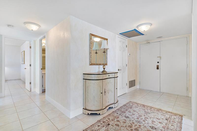 Image 27 of 43 For 3400 Galt Ocean Dr  1709s