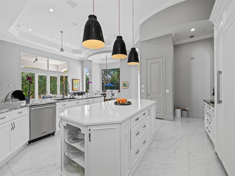 Image 13 of 65 For 12922 Grand Oaks Dr
