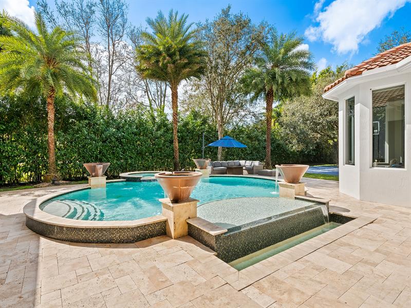 Image 27 of 65 For 12922 Grand Oaks Dr