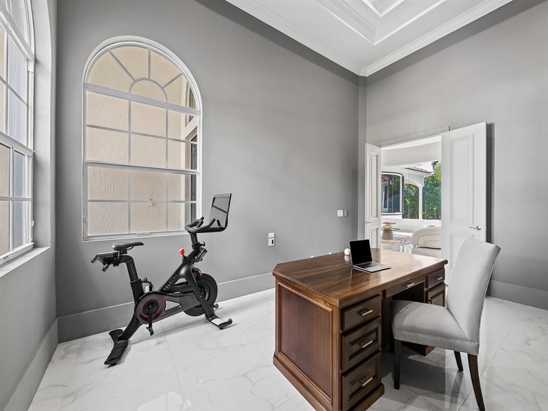 Image 34 of 65 For 12922 Grand Oaks Dr
