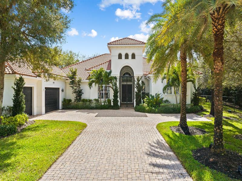 Image 54 of 65 For 12922 Grand Oaks Dr