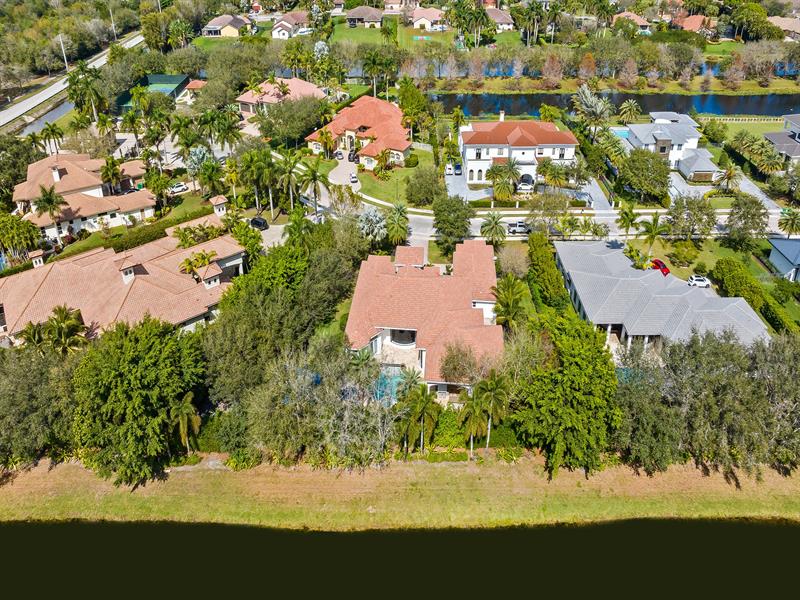 Image 61 of 65 For 12922 Grand Oaks Dr