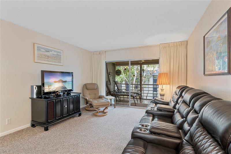 Image 11 of 29 For 3150 Holiday Springs Blvd  308