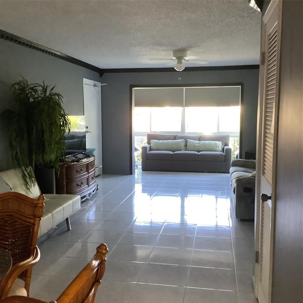 Image 3 of 23 For 6345 Bay Club Dr  1