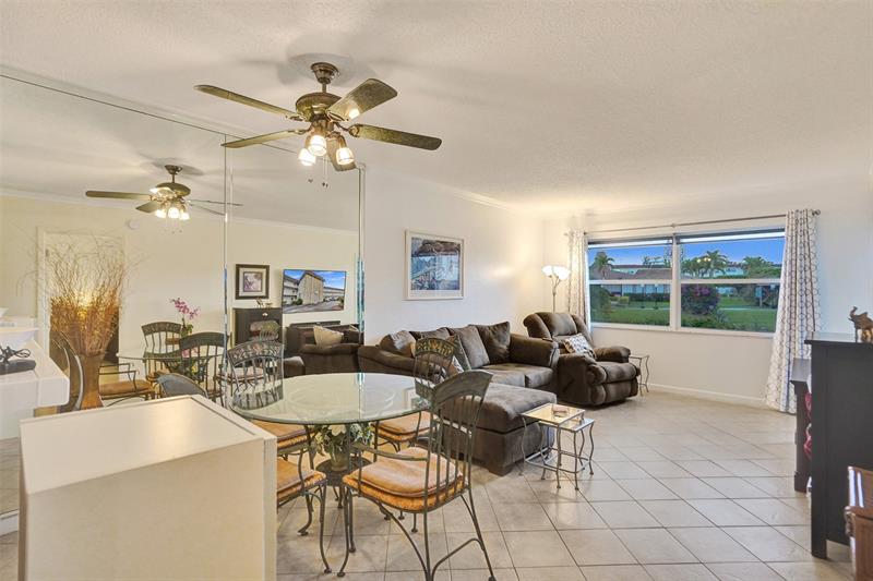 Image 16 of 24 For 4706 36th St 409