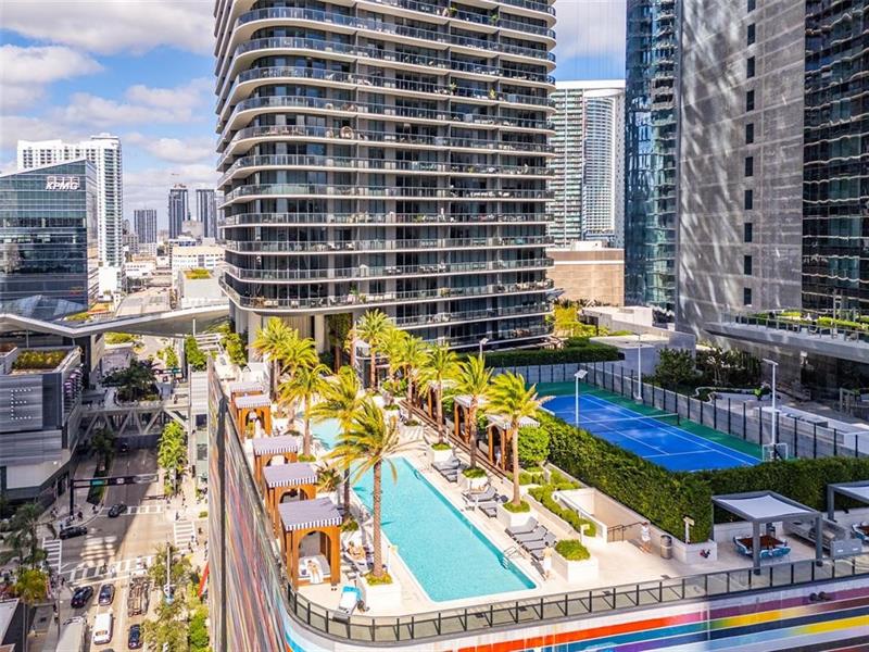 Image 36 of 45 For 801 Miami Ave  1508