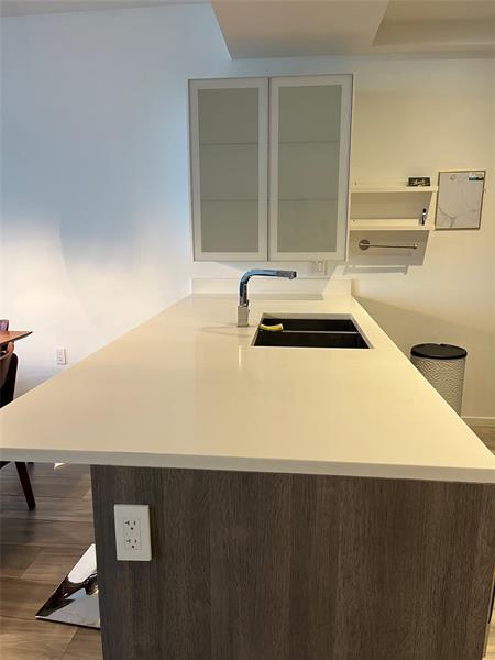 Image 5 of 45 For 801 Miami Ave  1508