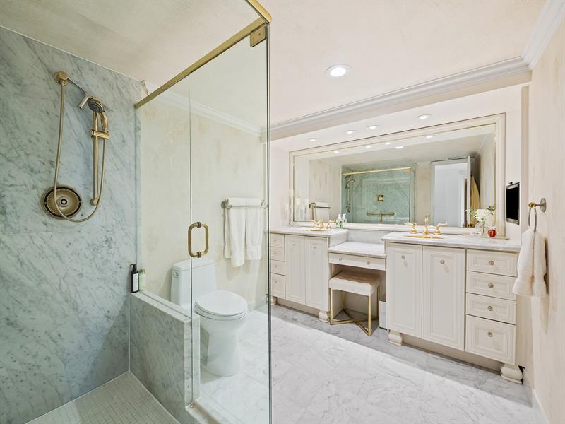 Image 19 of 28 For 936 Intracoastal Dr  6h