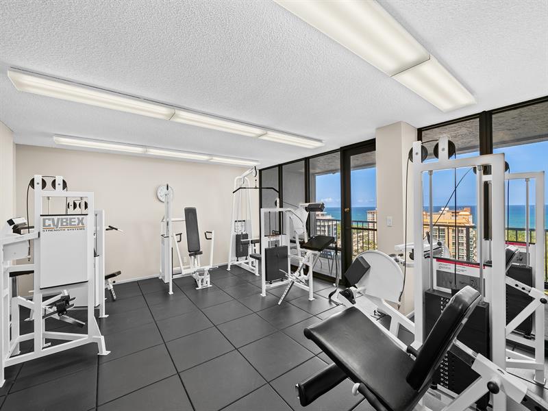 Image 27 of 28 For 936 Intracoastal Dr  6h
