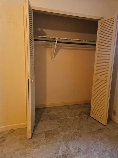 Image 31 of 48 For 651 Pine Dr  205