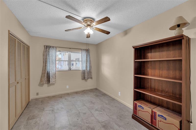 Image 34 of 48 For 651 Pine Dr  205