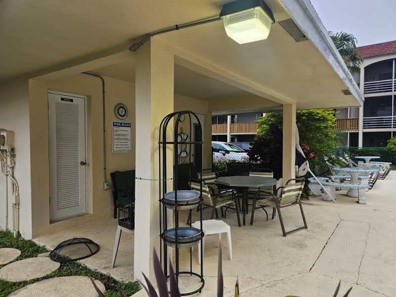 Image 45 of 48 For 651 Pine Dr  205