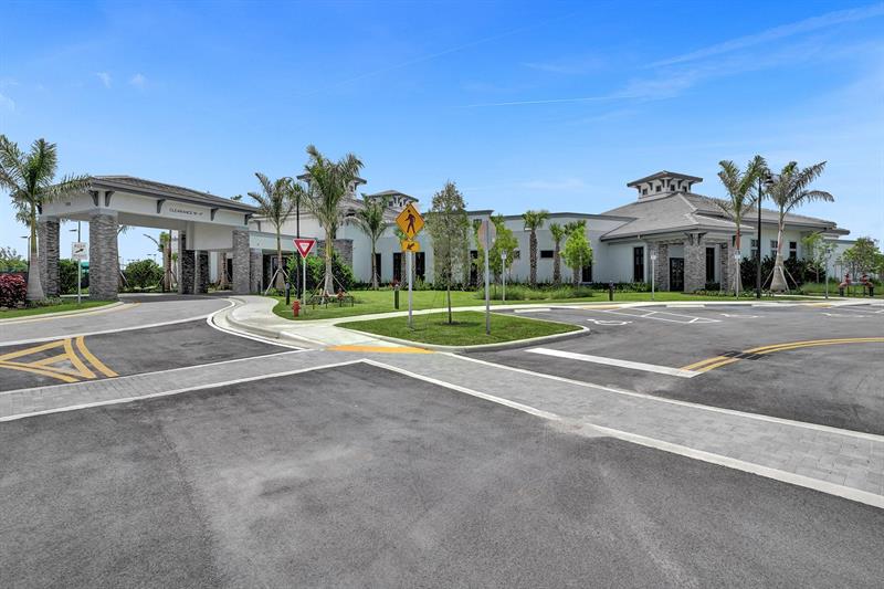 Image 30 of 39 For 8327 Blue Spring Dr  8327