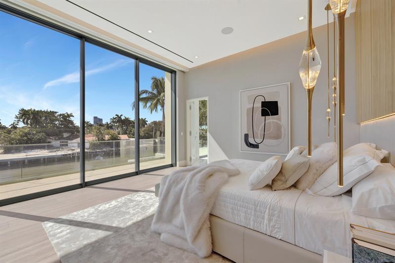 Image 42 of 100 For 2560 Del Lago Dr