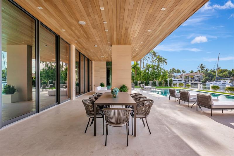 Image 72 of 100 For 2560 Del Lago Dr