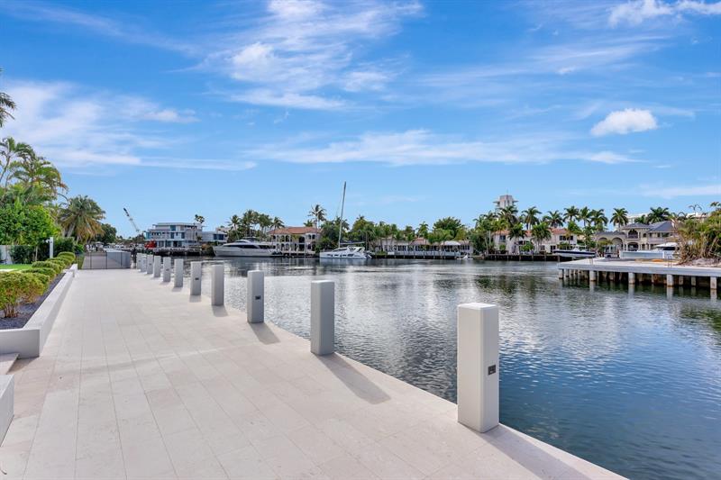 Image 75 of 100 For 2560 Del Lago Dr