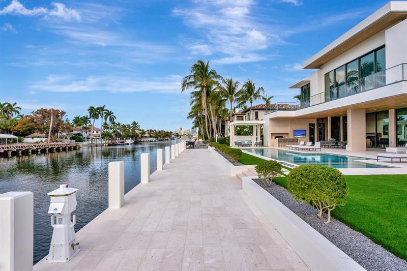 Image 85 of 100 For 2560 Del Lago Dr