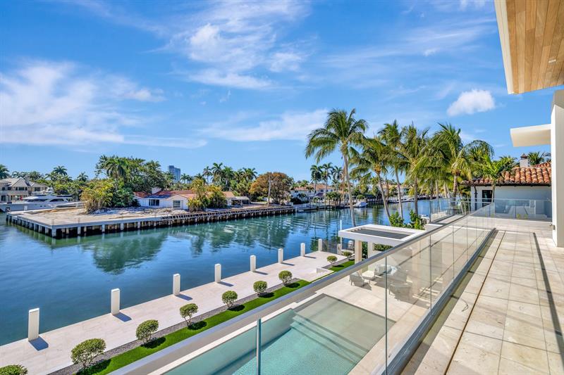 Image 92 of 100 For 2560 Del Lago Dr