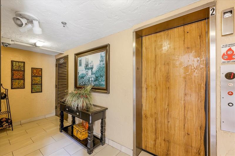 Image 30 of 37 For 3300 Rolling Hills Cir  701