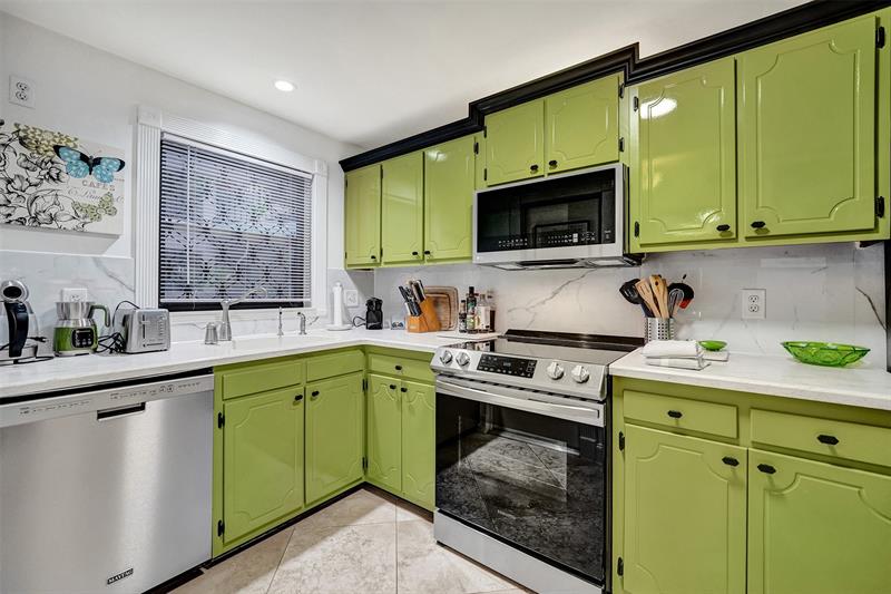 Image 9 of 35 For 1785 Andrews Sq  201