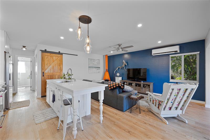 Image 12 of 37 For 761 15th St  1