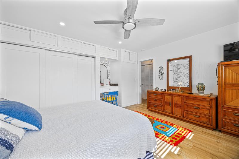 Image 21 of 37 For 761 15th St  1