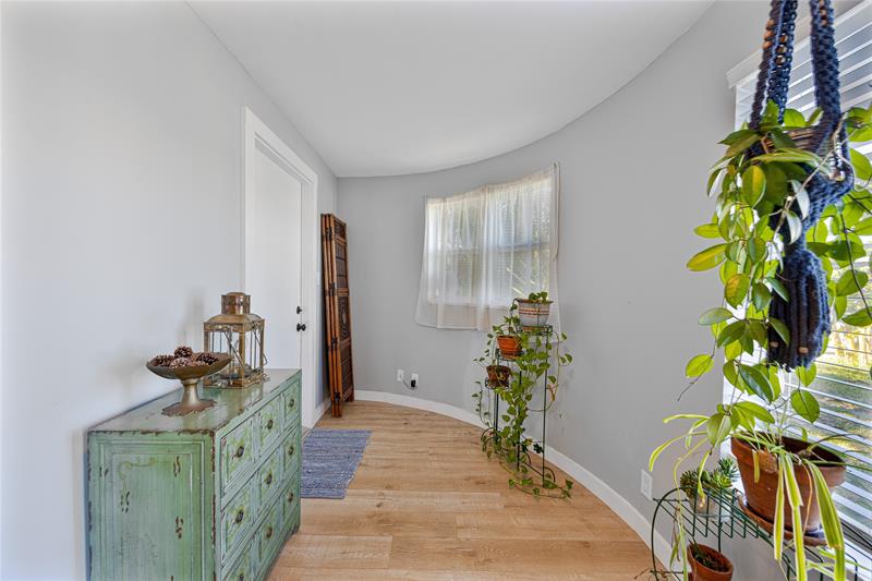 Image 7 of 37 For 761 15th St  1
