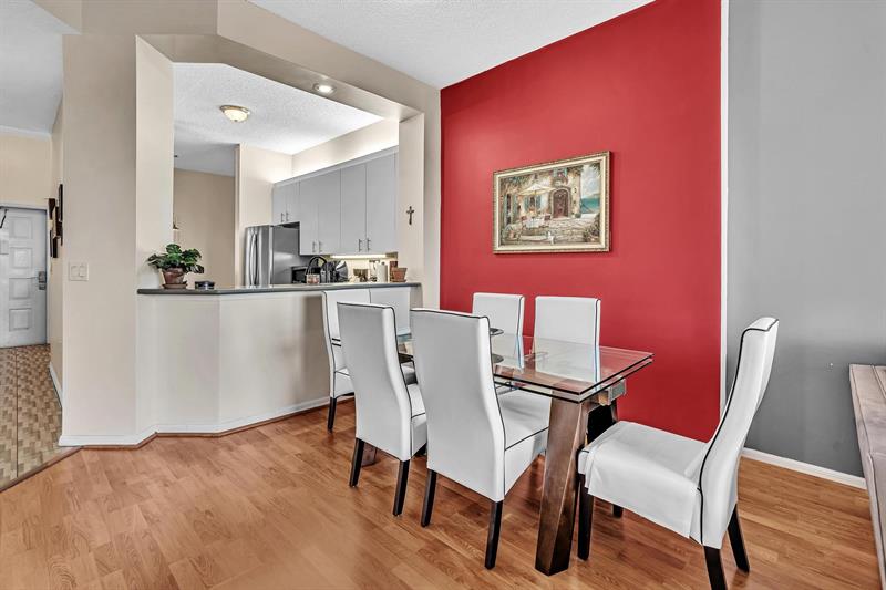 Image 16 of 70 For 7802 Trent Dr  406