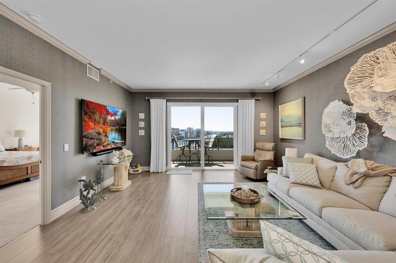 Image 16 of 47 For 2880 14th Street Cswy  1009