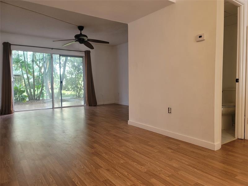 Image 13 of 31 For 805 Oakland Park Blvd  E7