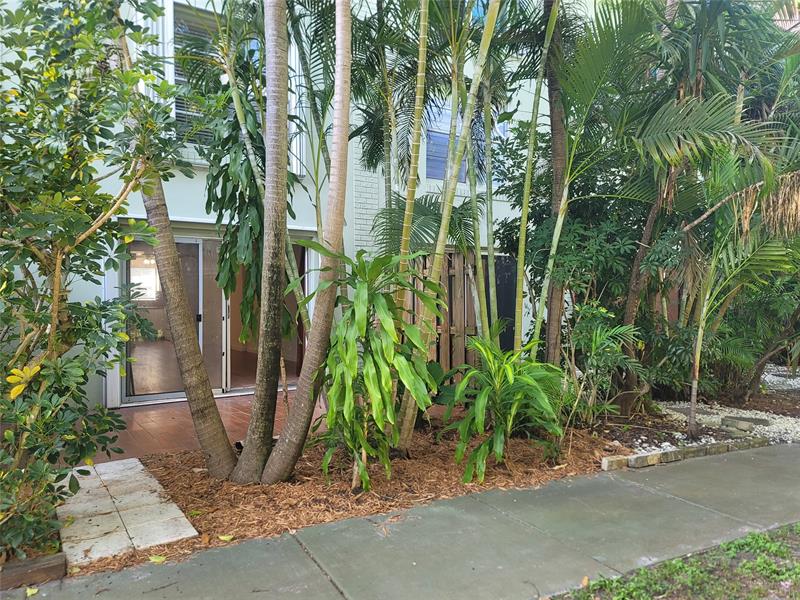 Image 21 of 31 For 805 Oakland Park Blvd  E7