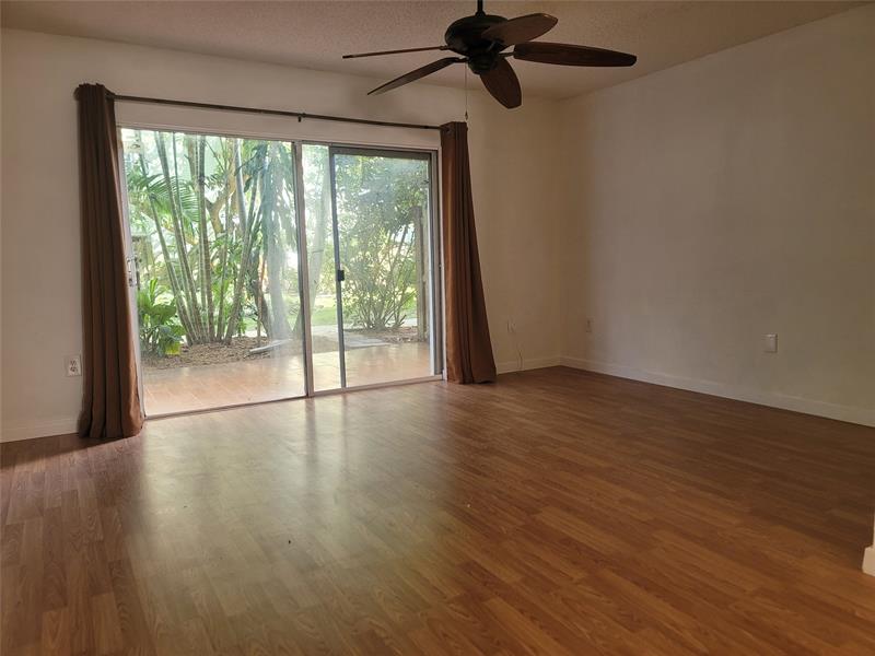 Image 9 of 31 For 805 Oakland Park Blvd  E7