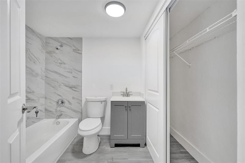 Image 10 of 16 For 5025 22nd St