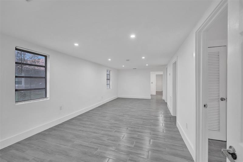Image 3 of 16 For 5025 22nd St