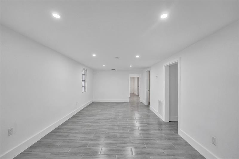 Image 4 of 16 For 5025 22nd St