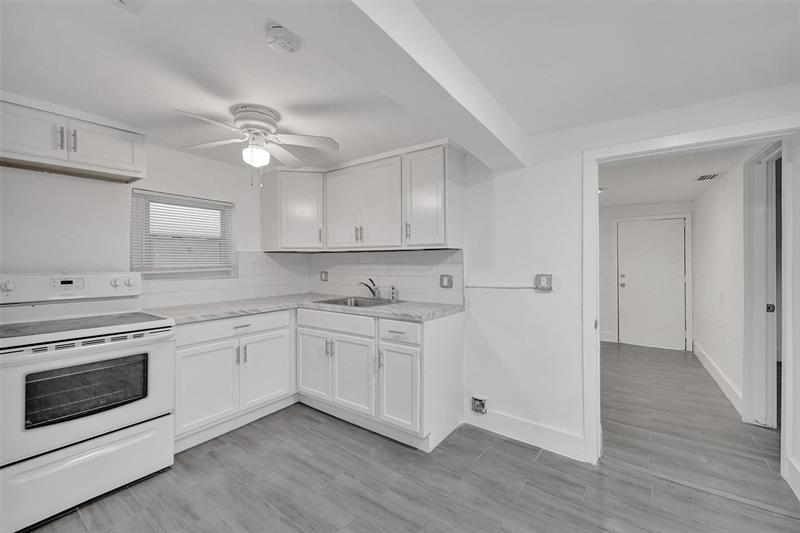 Image 8 of 16 For 5025 22nd St