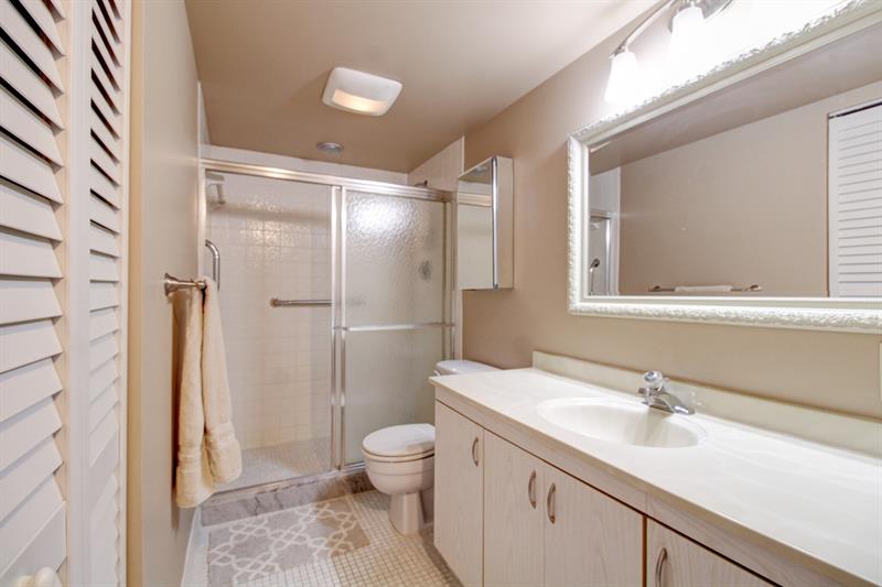 Image 15 of 19 For 3202 Portofino Pt  E4