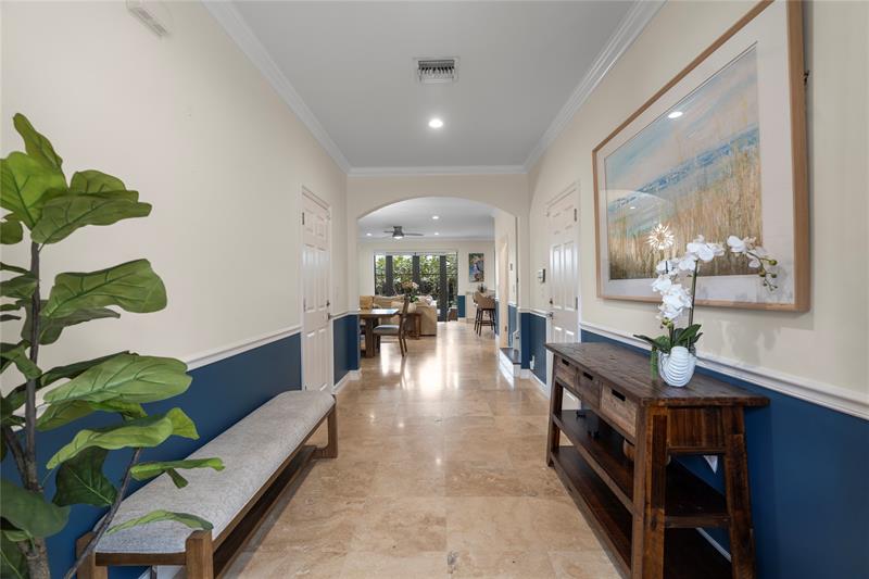 Image 8 of 52 For 515 Via Villagio