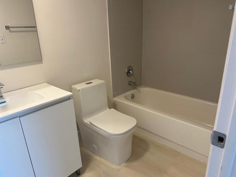 Image 12 of 13 For 8300 Sunrise Lakes Blvd  204