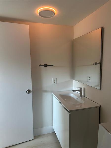 Image 4 of 13 For 8300 Sunrise Lakes Blvd  204