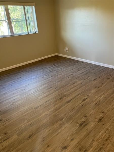 Image 8 of 9 For 333 17th Ct  210b
