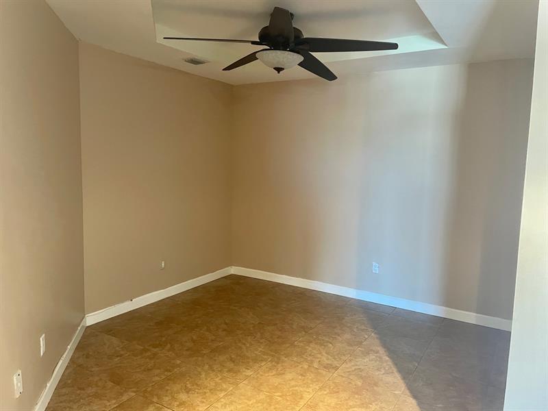 Image 10 of 58 For 2617 14th Ave  406