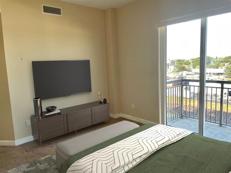 Image 21 of 58 For 2617 14th Ave  406