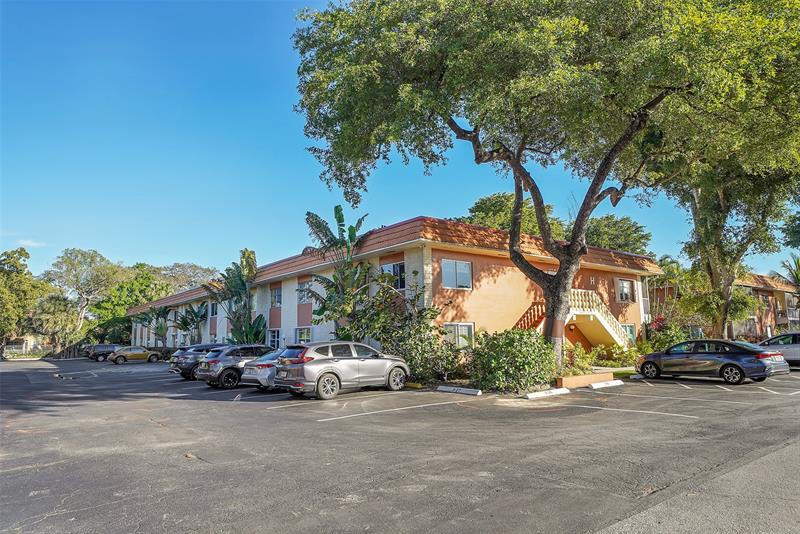 Details for 1920 1st Ter  202h, Wilton Manors, FL 33305