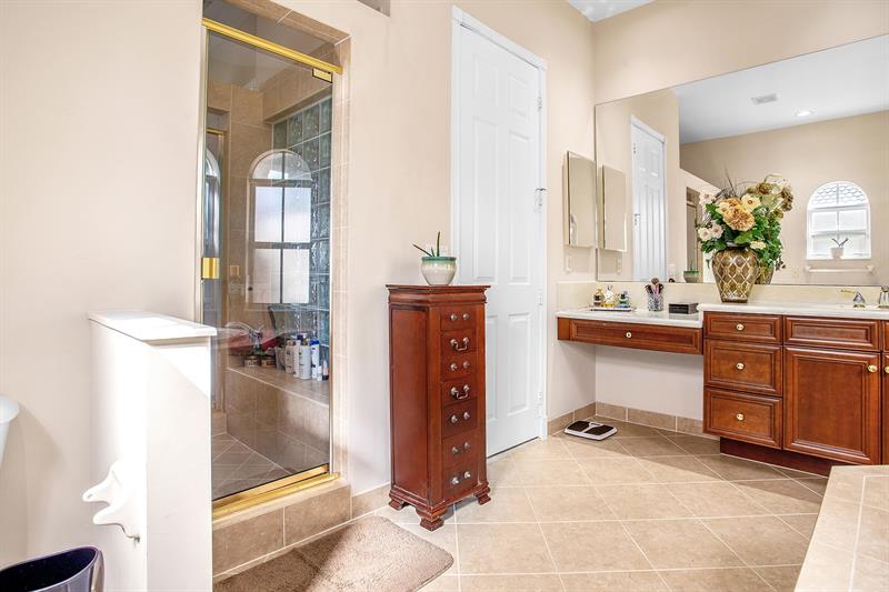 Image 39 of 74 For 5151 159th Ave