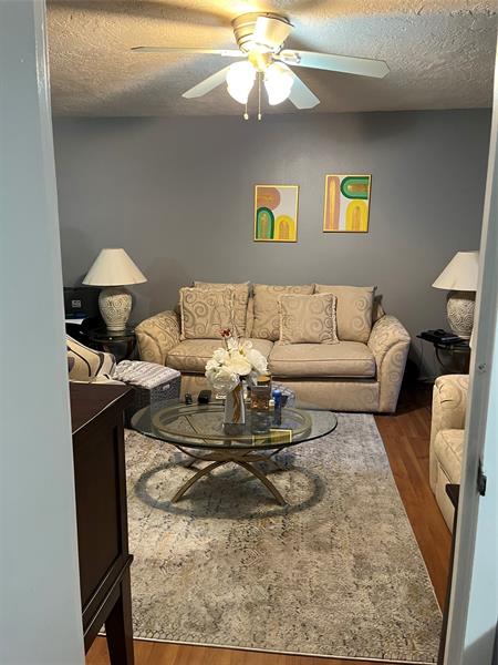 Image 10 of 18 For 2861 Somerset Dr  101